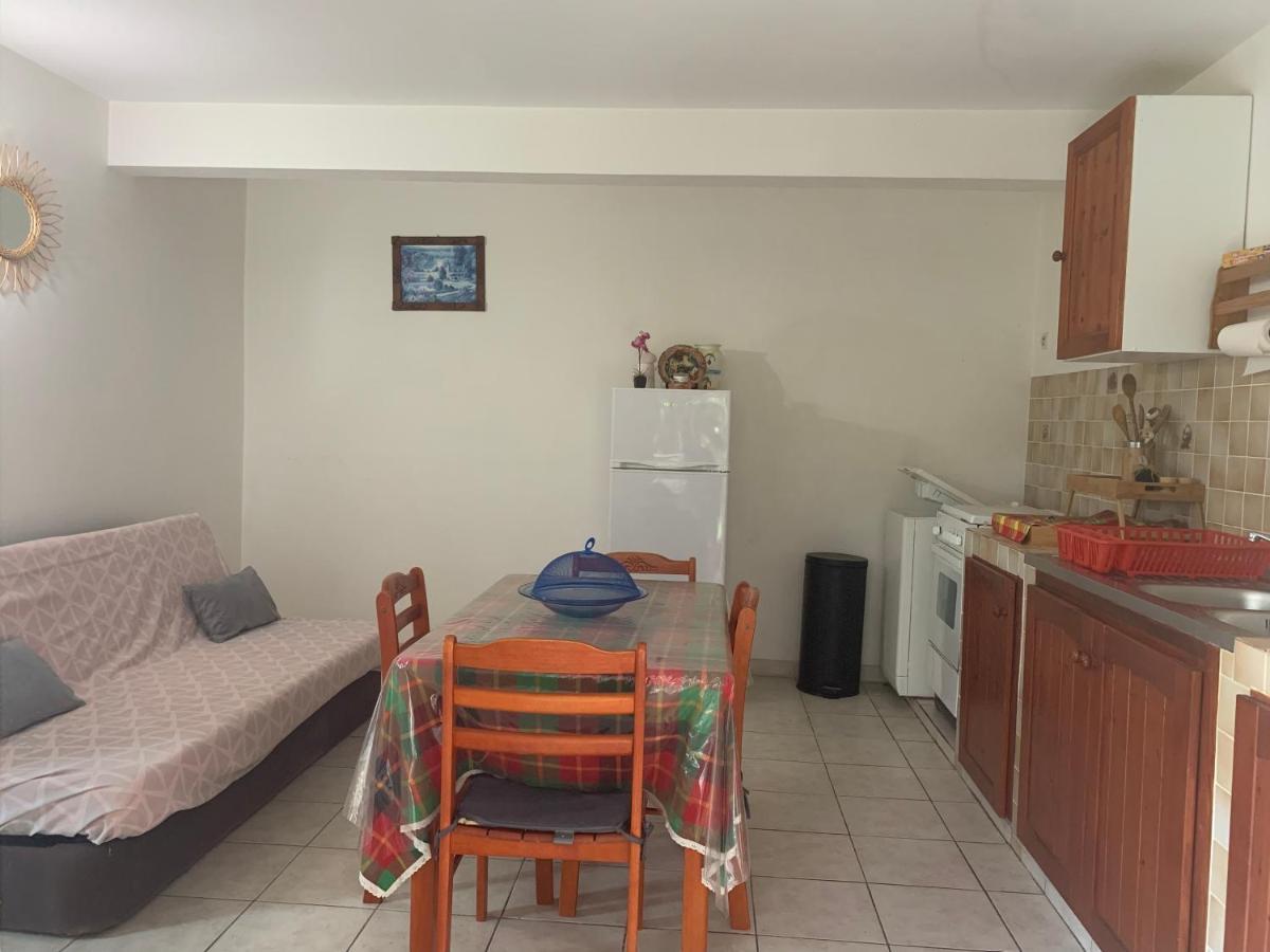 Logement Vacances Gissac Sainte-Anne 外观 照片